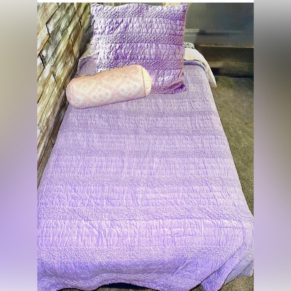 🪻Pottery Barn Kids Purple Velvet Twin Quilt Set🪻 - Picture 1 of 9